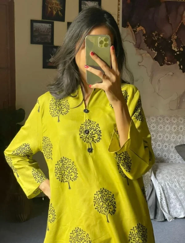 New Leaf Print 2-Piece Stitched Linen Suit for Women – Stylish & Comfortable Dress for Girls - Image 4